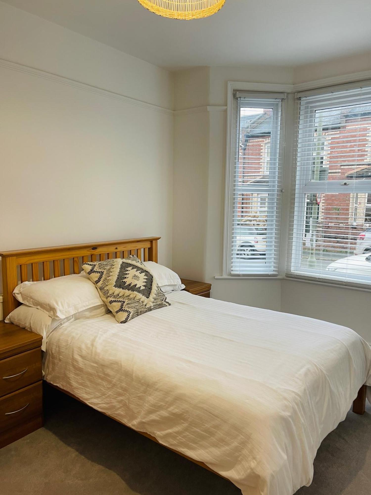 Newly Refurbished City Centre House With Parking Exeter Exterior photo